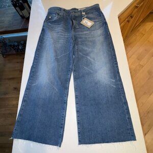 AG Saige Wide Leg Crop 30", NWT